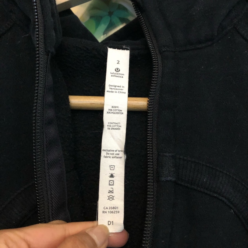 Lululemon jacket - Picture 3 of 4